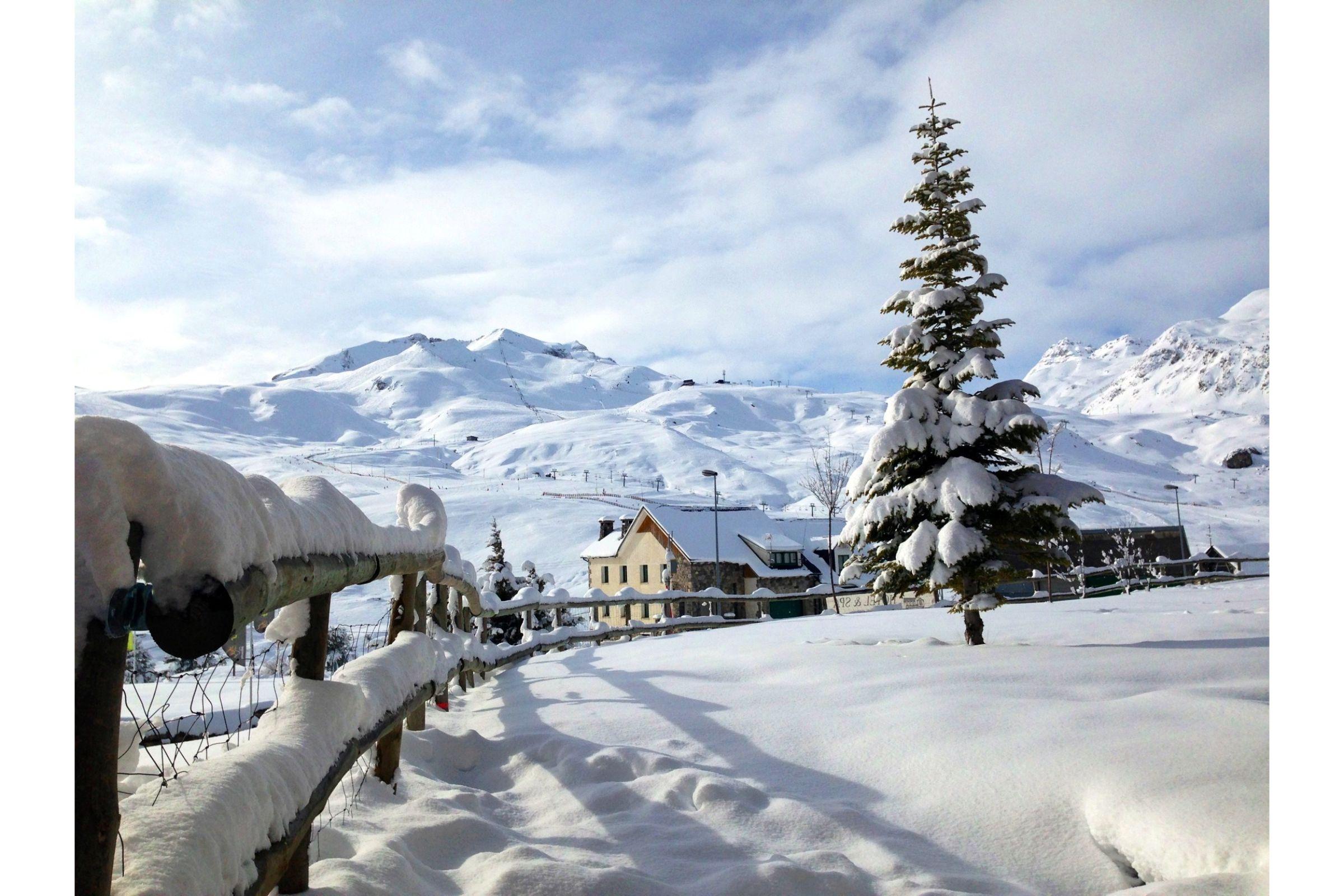 Hotel Saliecho Formigal Εξωτερικό φωτογραφία